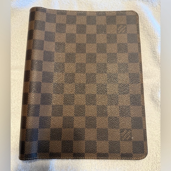 Louis Vuitton agenda cover. 💯 authentic - Picture 1 of 9